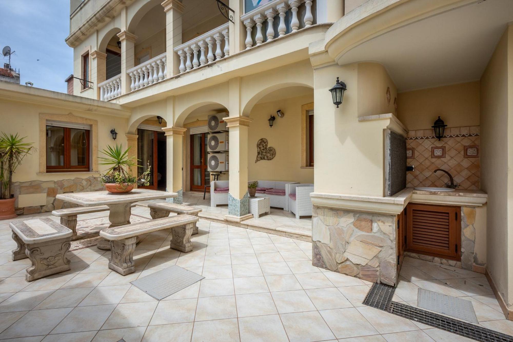 La Casa Di Tonina Apartment Quartu Sant'Elena Ngoại thất bức ảnh